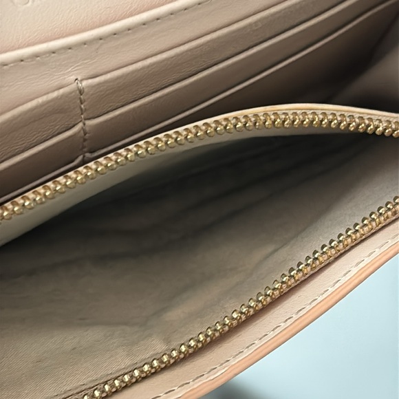 SOLD on another platform Chloe wallet - Picture 5 of 11